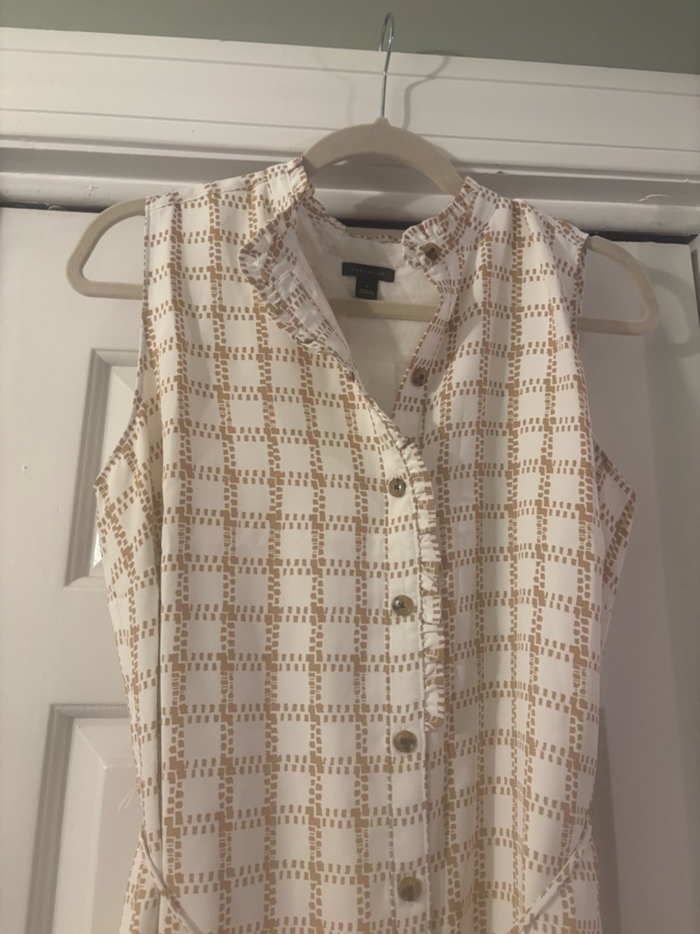 Ann Taylor Plaid Sleeveless Shirtdress In Cafe Au Lait size medium - Picture 3 of 7